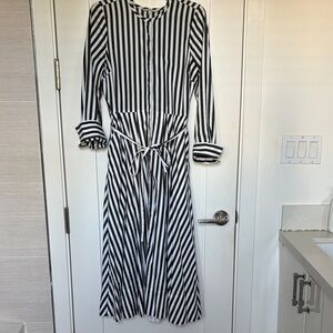 Madewell Grey and White Striped Long Sleeve Dress